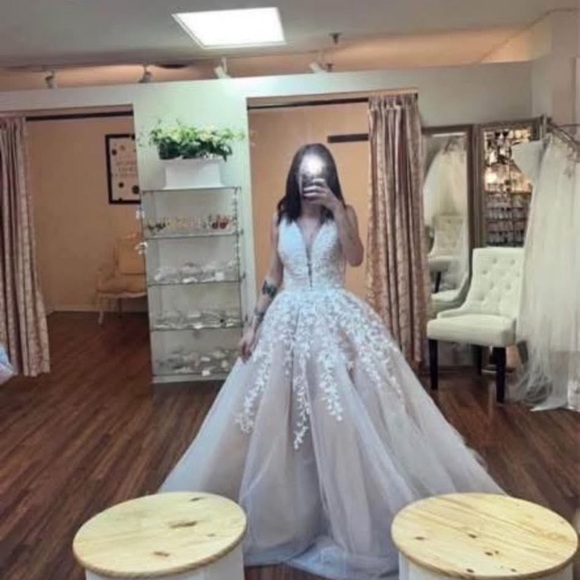 Sherri Hill Dresses & Skirts - Elegant White Lace Bridal Gown